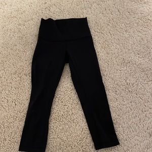 Lululemon cropped leggings